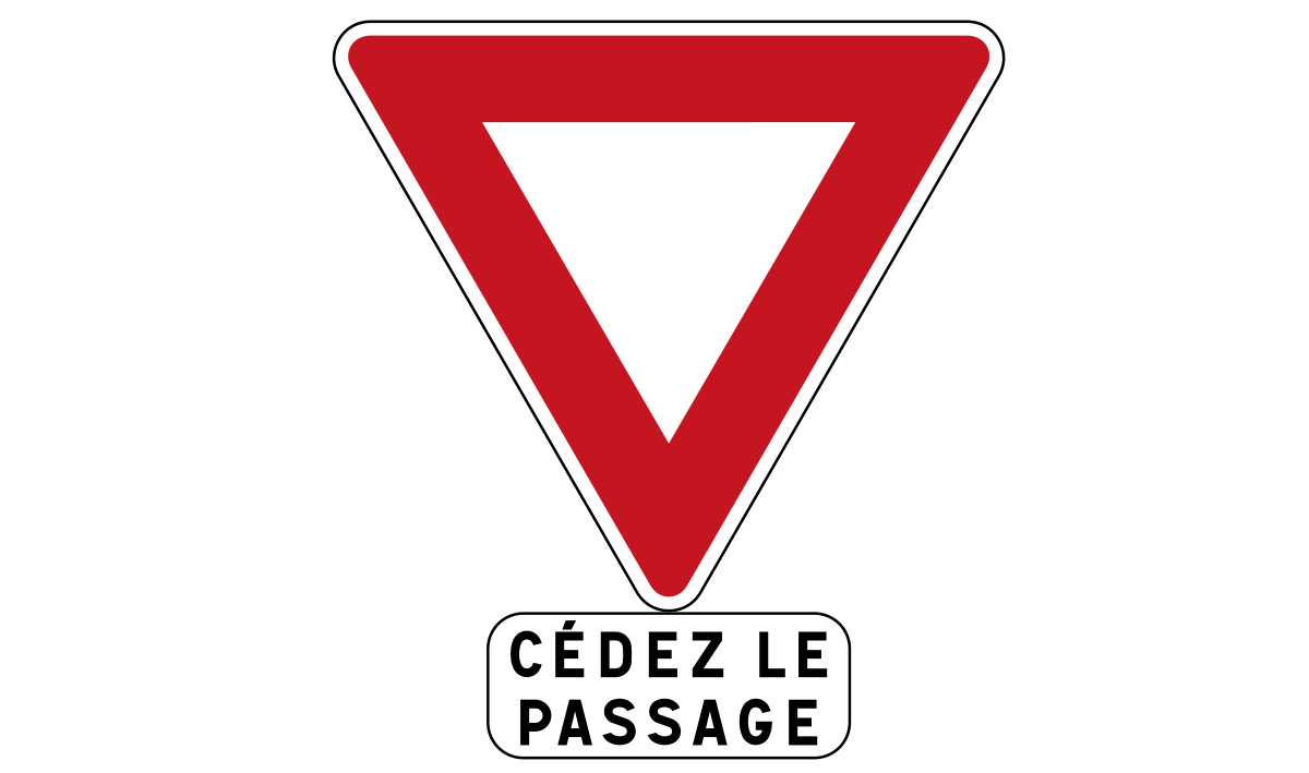 Panneau cédez le passage